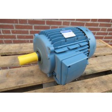 .5,5 KW 1450 RPM Asmaat 38 mm B3. Unused.